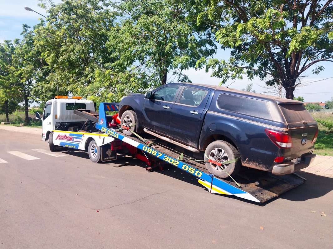 Cứu hộ xe tải, xe con chuyên nghiệp tại Bù Đốp